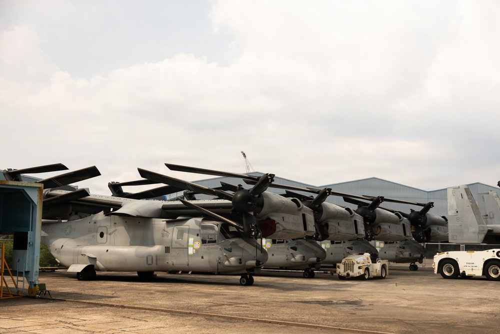 U.S. Marines Conduct Port Operations in the Philippines