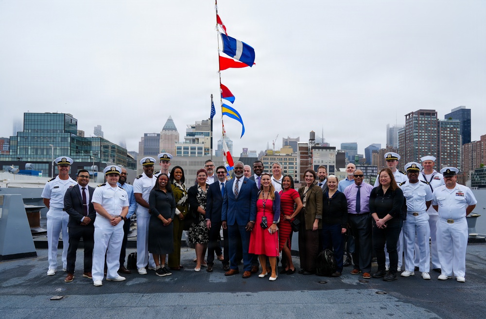 USS Arlington INR 250
