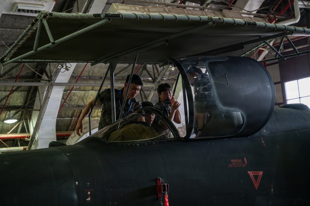 Seventh AF immerse ROKAF interpreters in Osan mission