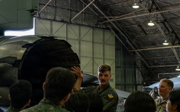 Seventh AF immerse ROKAF interpreters in Osan mission