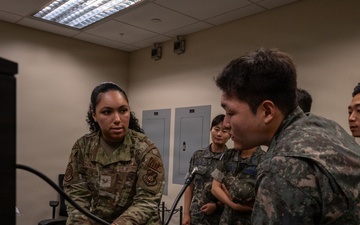 Seventh AF immerse ROKAF interpreters in Osan mission