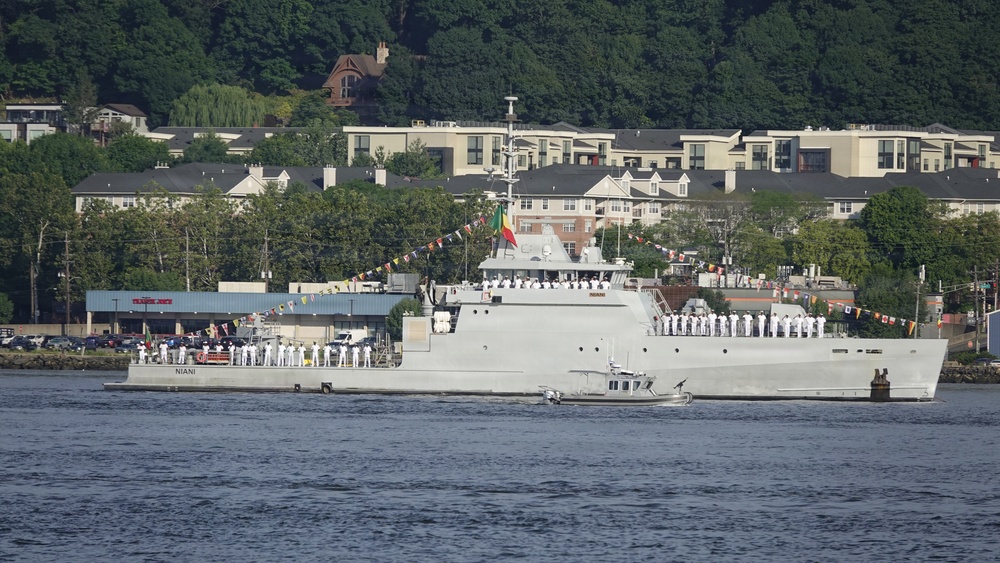 Senegalese Navy offshore patrol vessel OPV Niani participates in International Naval Review 250 as Senegalese sailors man the rails on the Hudson River.