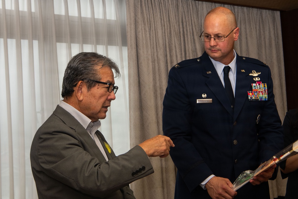 374 AW commander visits local mayors