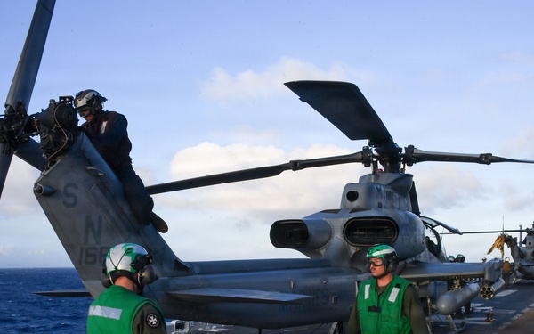 USS Essex conducts flight deck operations during RIMPAC 2026