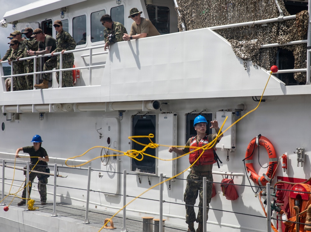 USCGC Emlen Tunnell Transits South China Sea
