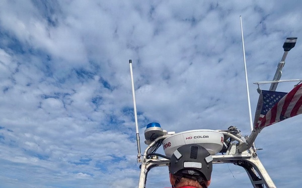 USCGC Myrtle Hazard conducts assessments in Rota for port recovery from Super Typhoon Bavi