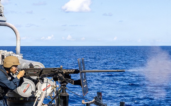 USS Mustin conducts a “killer tomato” inflatable surface target live-fire exercise
