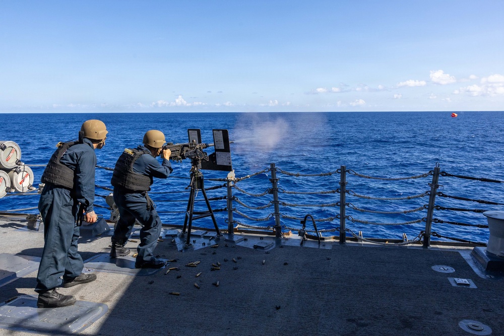 USS Mustin conducts a “killer tomato” inflatable surface target live-fire exercise