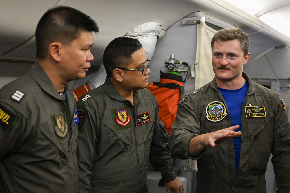 U.S. Navy P-8 Pilot Gives Tour