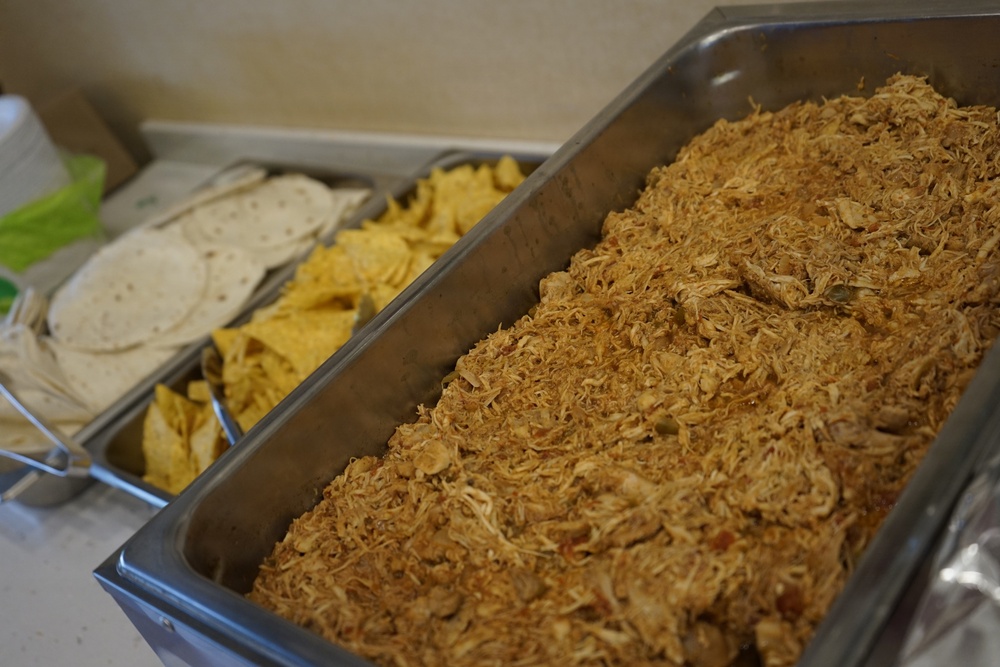 Wiesbaden RSO serves weekly home-cooked meals to newcomers at Army Lodge