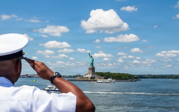 NAVSUP FLC Norfolk Supports Navy's 250th Birthday Celebration