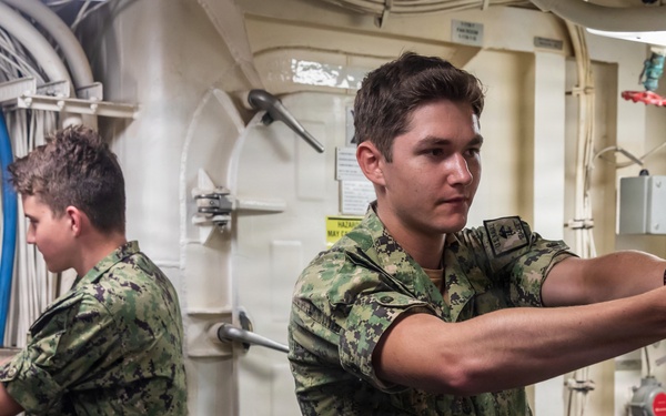 Sea Cadets Participate in Anti-Terrorism Training aboard USS Arlington (LPD 24)