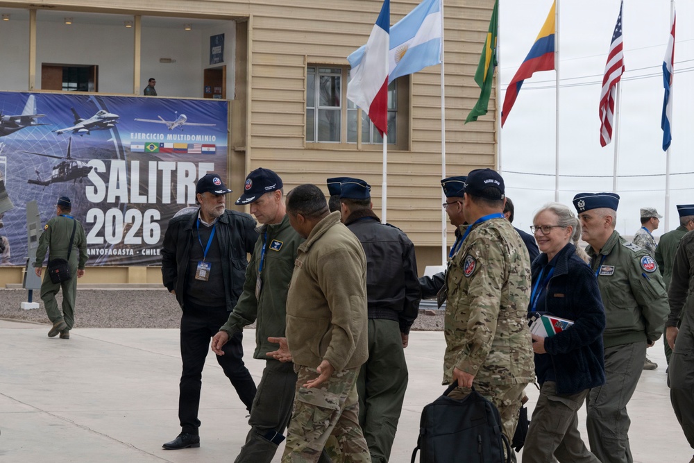 Chilean President, Twelfth Air Forces Commander visit Exercise Salitre