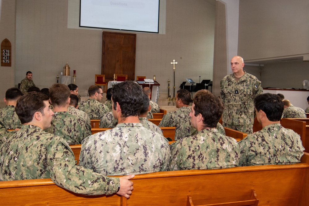 Commander of NECC holds All Hands Call onboard Naval Station Rota