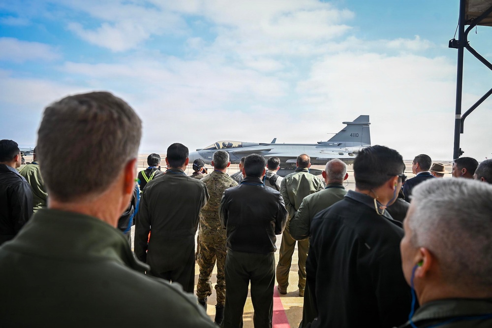 Chilean President, AFSOUTH commander visit Salitre 2026