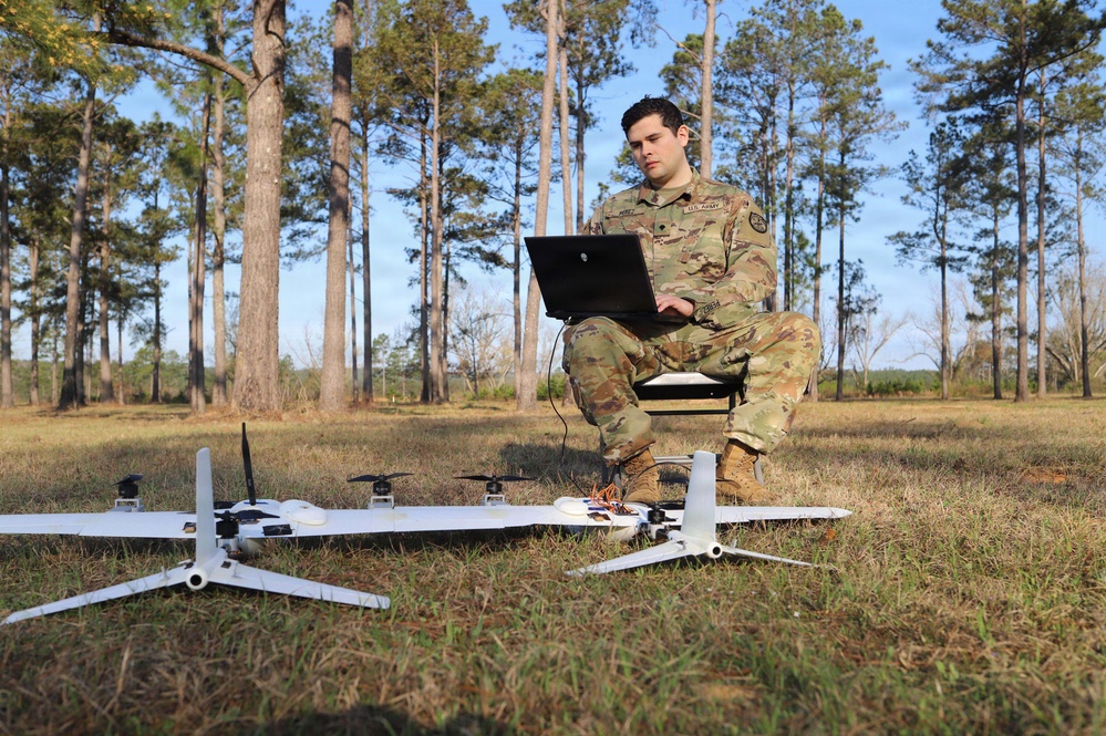 Army Cyber Capability Developers and Cyber Warfare Battalion collaborate on drone dominance 02
