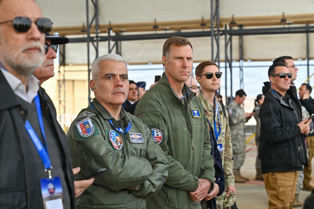 Chilean President, AFSOUTH commander visit Salitre 2026