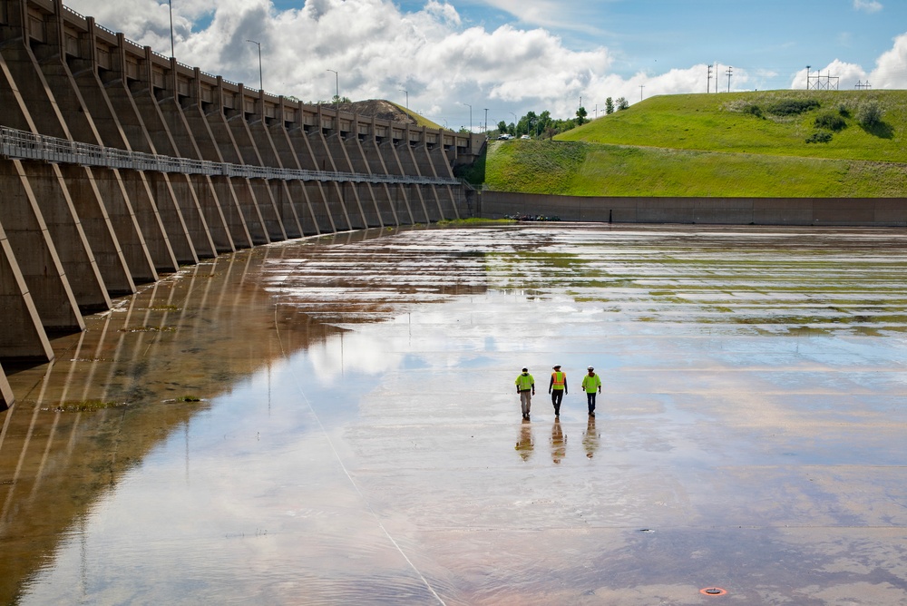 First-ever functional flow test conducted at Garrison Dam spillway
