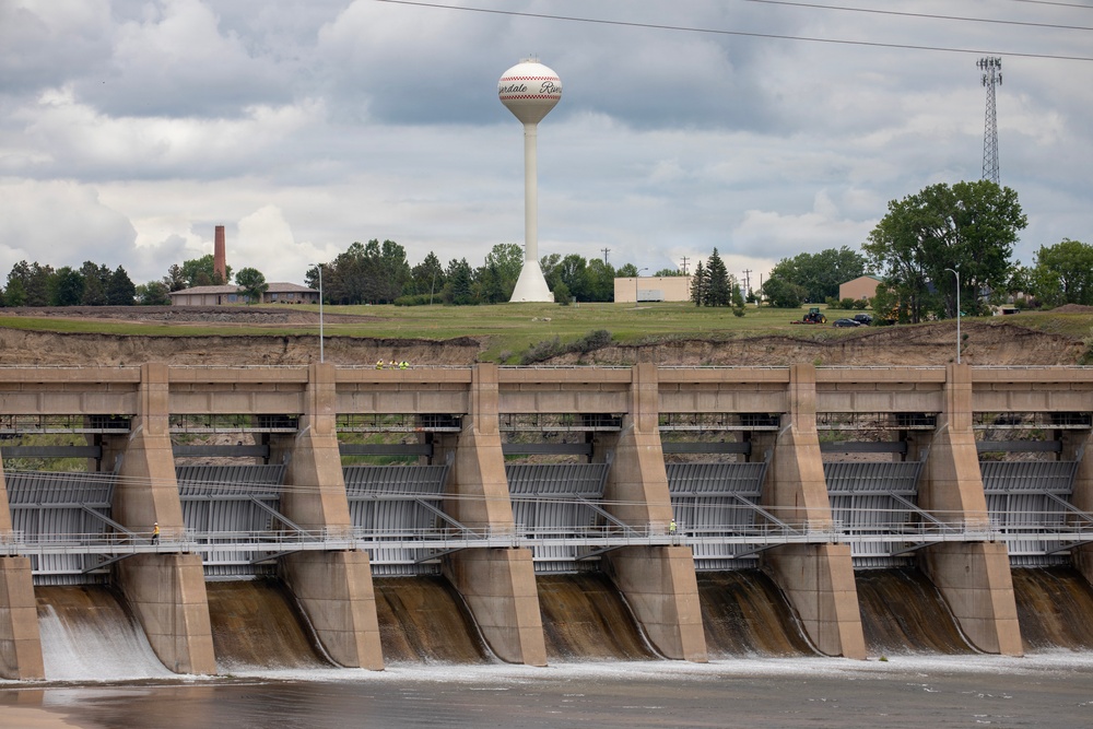 First-ever functional flow test conducted at Garrison Dam spillway