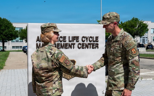 AFLCMC Commander Honored with Clap Out