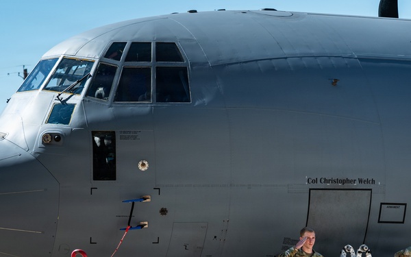 317th AW changes command from Col. Justin Diehl to Col. Christopher Welch