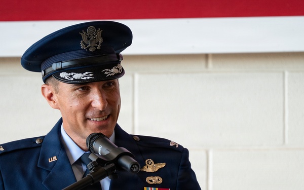 317th AW changes command from Col. Justin Diehl to Col. Christopher Welch