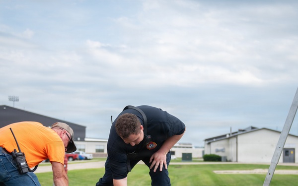 115th Fighter Wing simulates confined space rescue