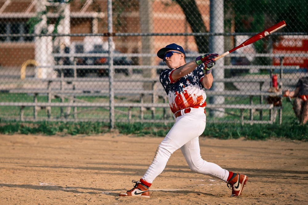 Sailors win softball championship