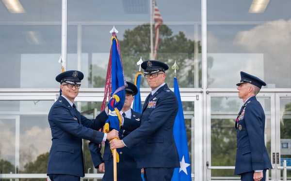Dirkes takes command of AEDC