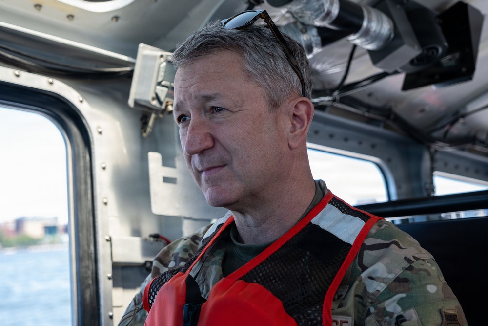 Chairman of the Joint Chiefs of Staff visits U.S. Coast Guard units in New York