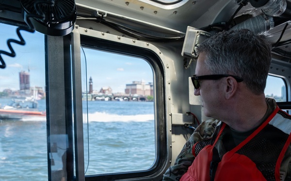 Chairman of the Joint Chiefs of Staff visits U.S. Coast Guard units in New York