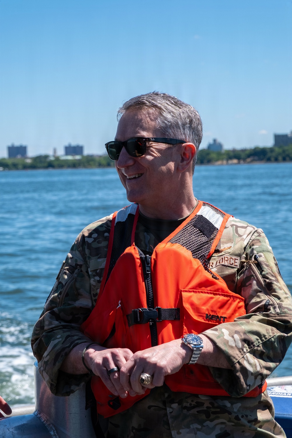 Chairman of the Joint Chiefs of Staff visits U.S. Coast Guard units in New York