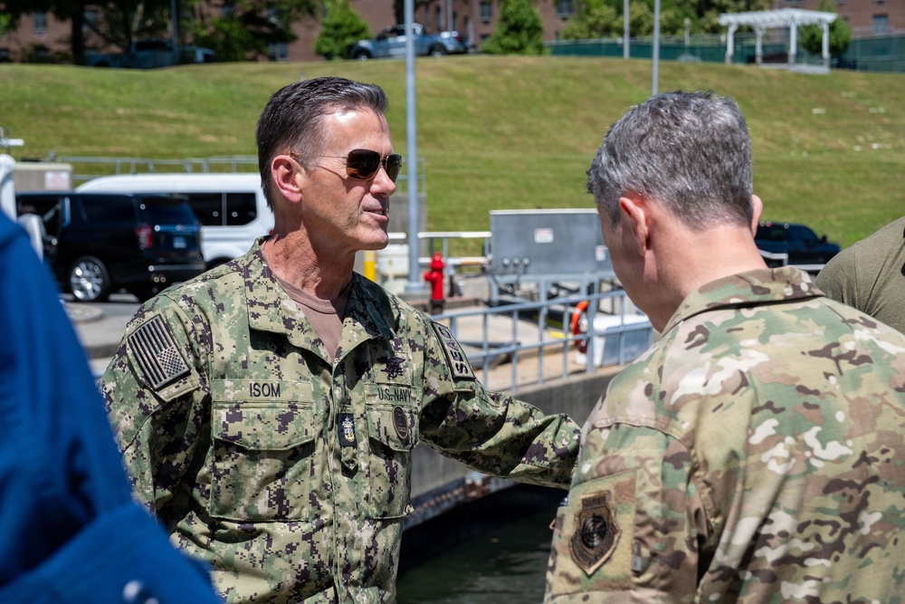 Chairman of the Joint Chiefs of Staff visits U.S. Coast Guard units in New York