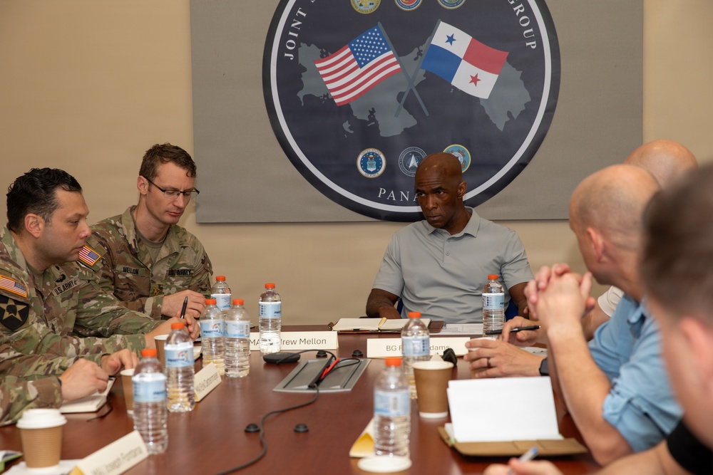 U.S. Army Brig. Gen. visits the Joint Security Cooperation Group–Panama