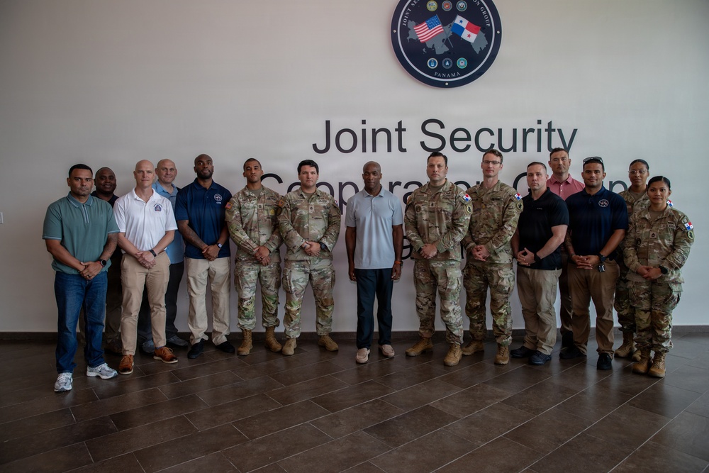 U.S. Army Brig. Gen. visits the Joint Security Cooperation Group–Panama