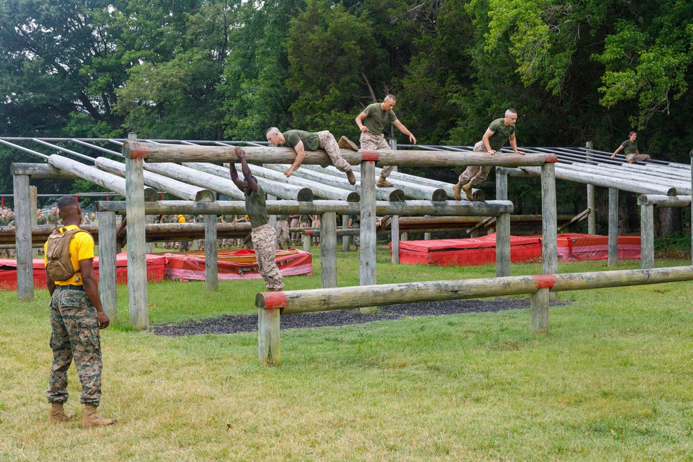 OCC 252 Company D Conducts The Obstacle Course