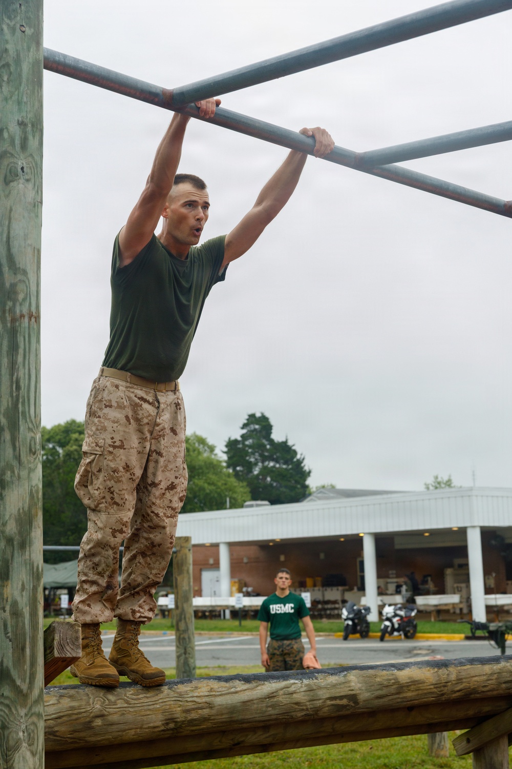OCC 252 Company D Conducts The Obstacle Course