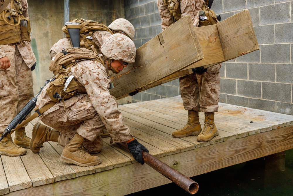 OCC 252 Company D Conducts The Leadership Reaction Course