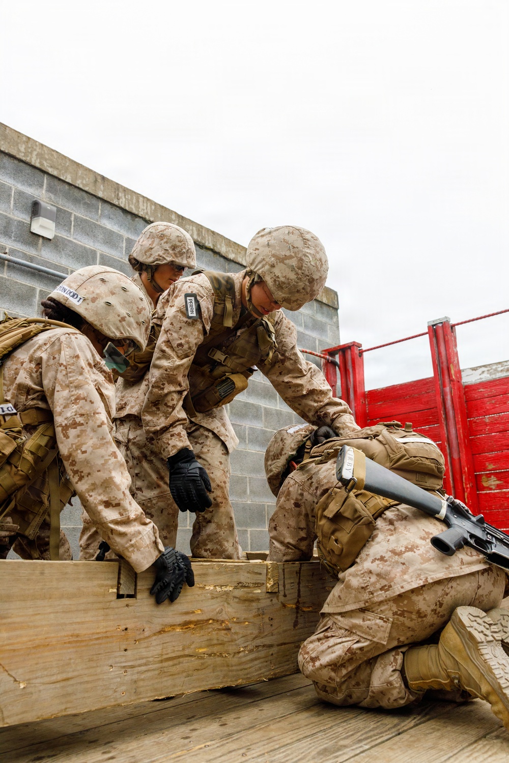 OCC 252 Company D Conducts The Leadership Reaction Course
