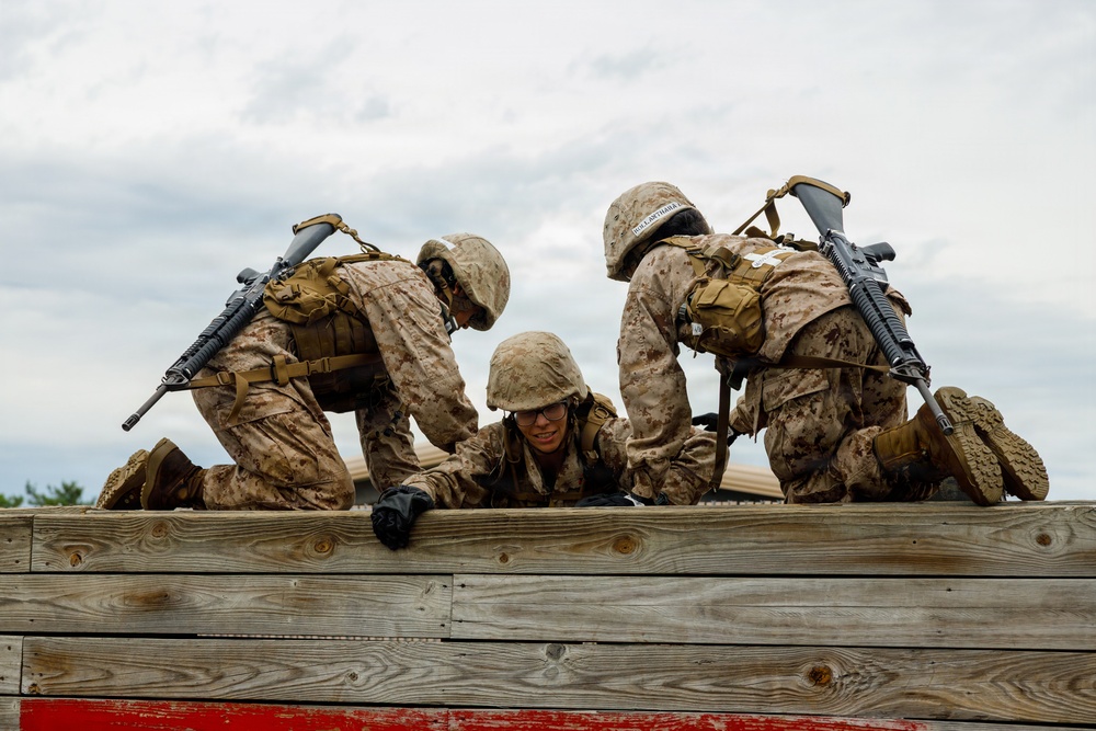 OCC 252 Company D Conducts The Leadership Reaction Course