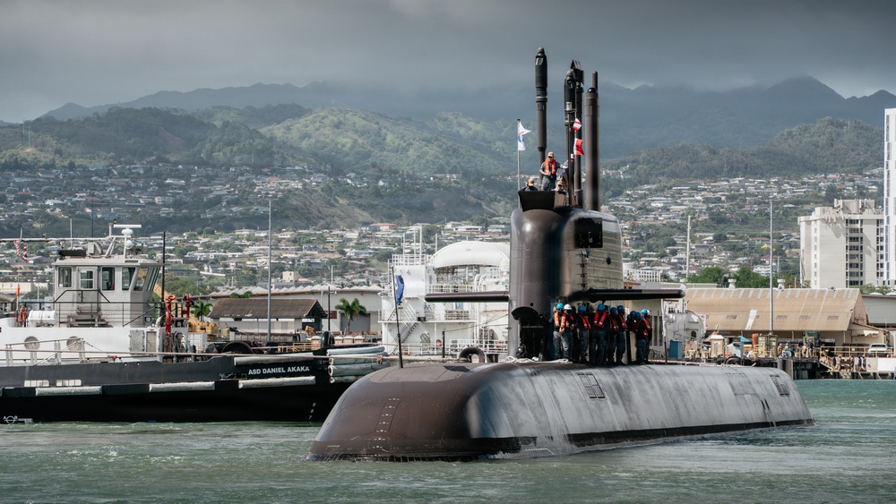 Republic of Korea Navy Dosan Ahn Changho (SS 038) departs Pearl Harbor to begin RIMPAC 2026 sea phase