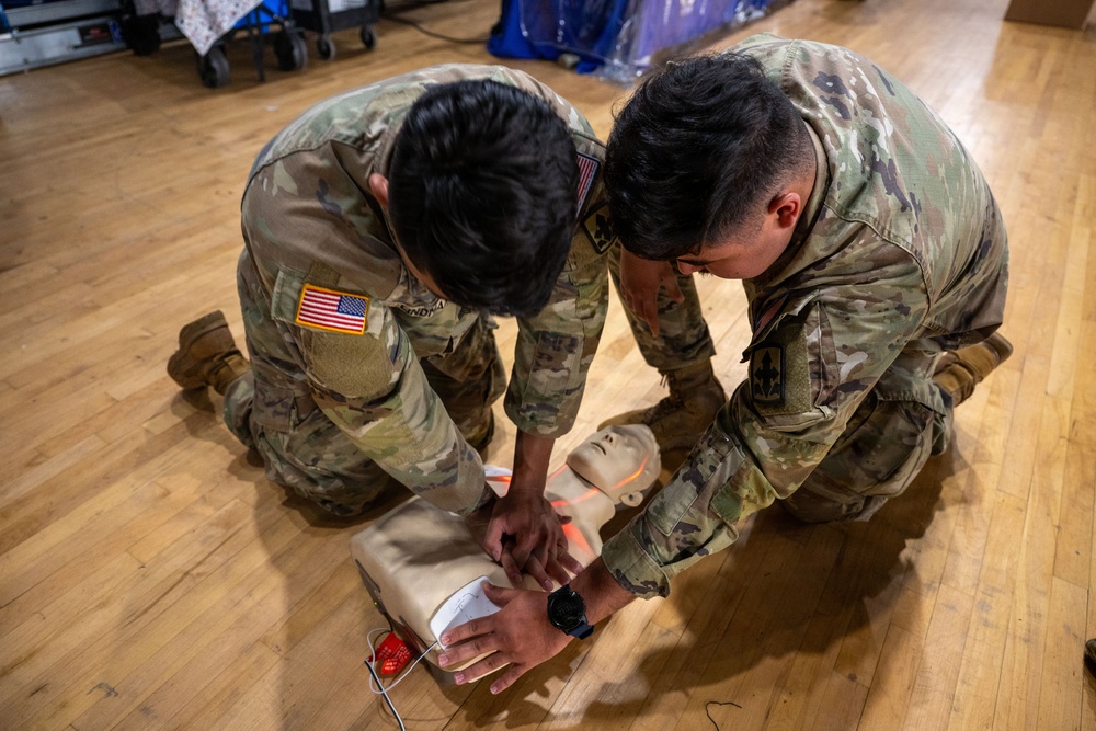 JTF-DC National Guardsmen train in medical skills