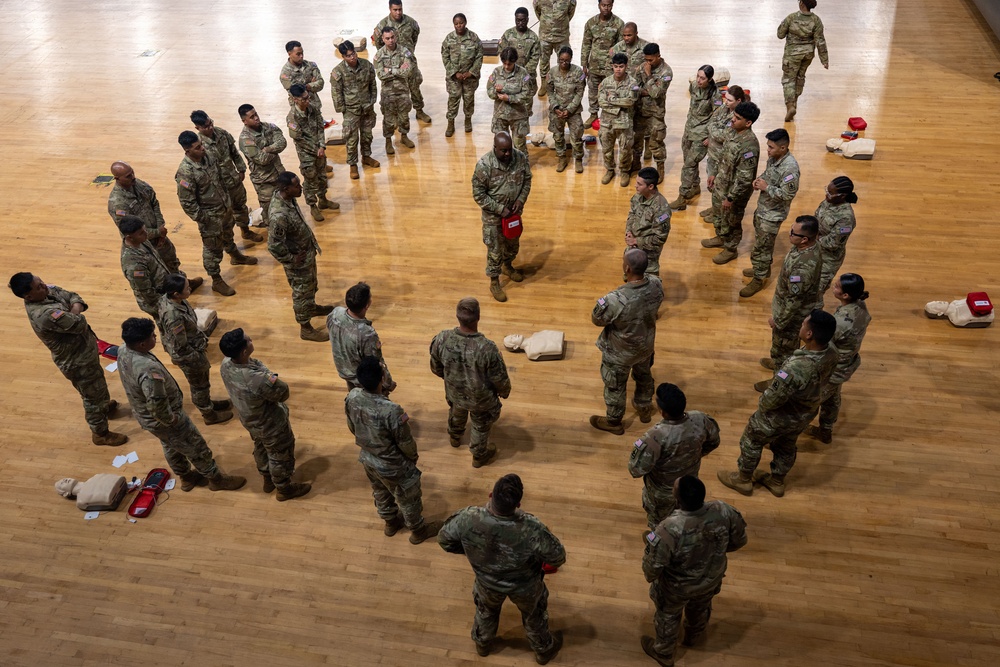 JTF-DC National Guardsmen train in medical skills