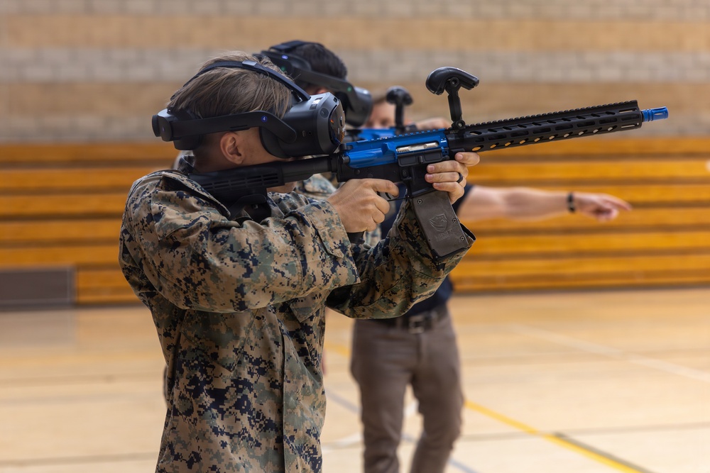 Simulating the Battlefield: 1st MLG Marines counter simulated drones with virtual reality technology