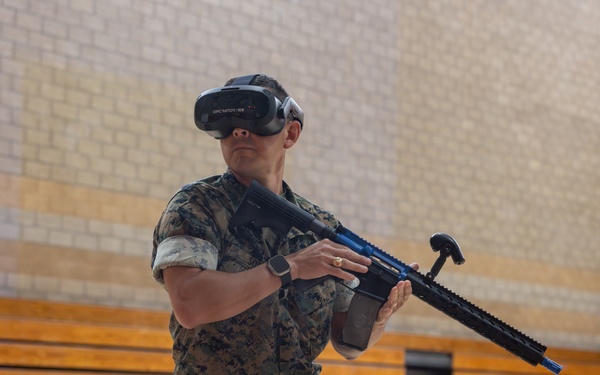 Simulating the Battlefield: 1st MLG Marines counter simulated drones with virtual reality technology