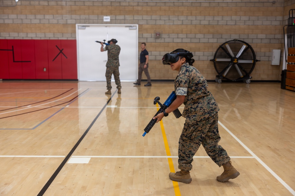 Simulating the Battlefield: 1st MLG Marines counter simulated drones with virtual reality technology