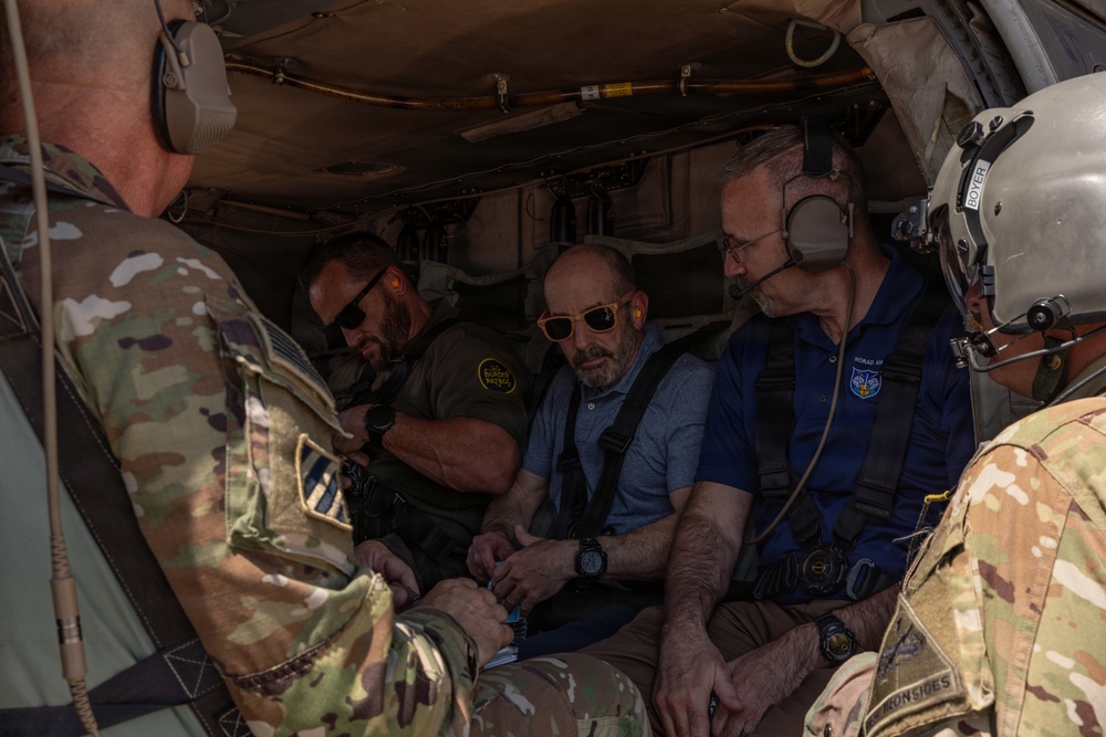 NORAD and U.S. Northern Command Senior Executives visit the Southern Border