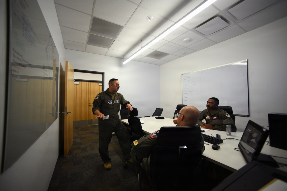 Formal Training Unit Produces Aircrews Skilled Beyond the Curriculum
