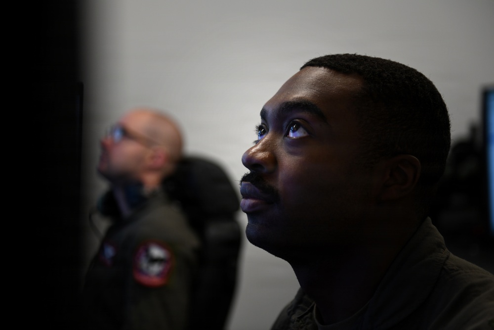 Formal Training Unit Produces Aircrews Skilled Beyond the Curriculum