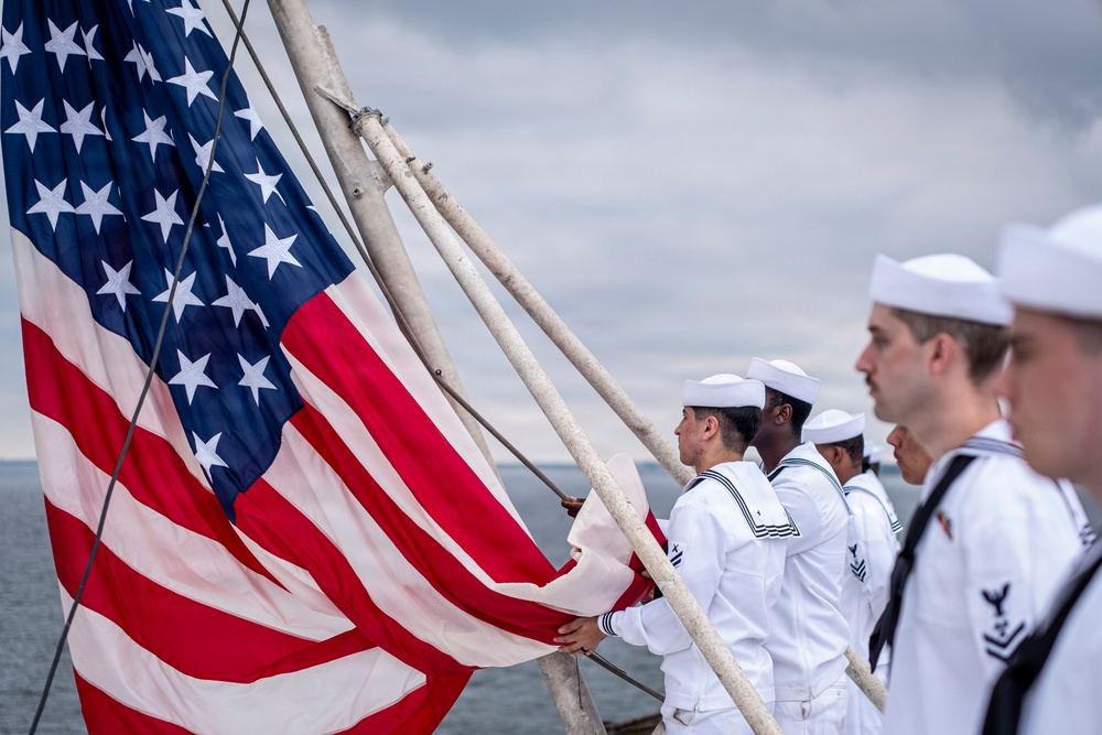 USS Nimitz pulls into Naval Station Norfolk for a Homeport Shift